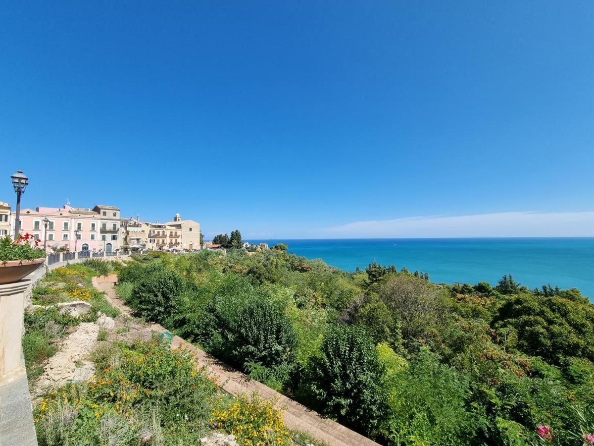 Dimore D'Avalos Boutique Bed & Breakfast Vasto Zewnętrze zdjęcie